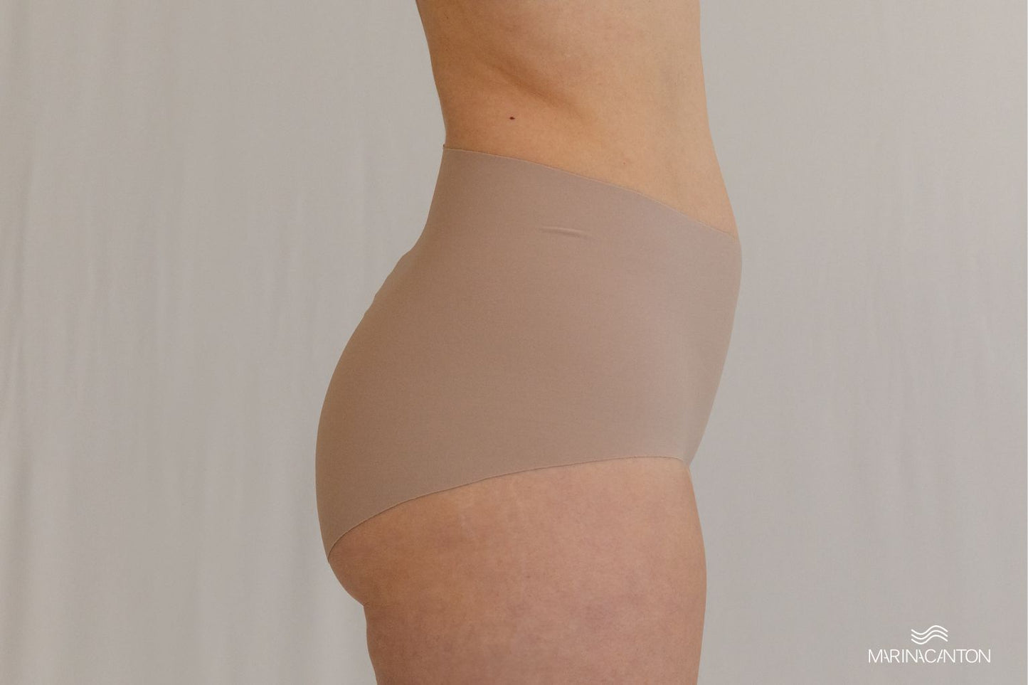 Calcinha Pele, Hot Pants, Sem Costura - Cor: chocolate