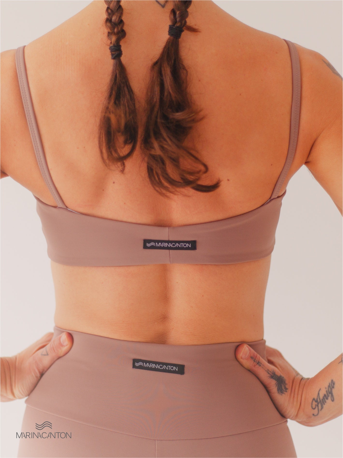 Top Bio UP Compress Alcinha Recortes Avelã