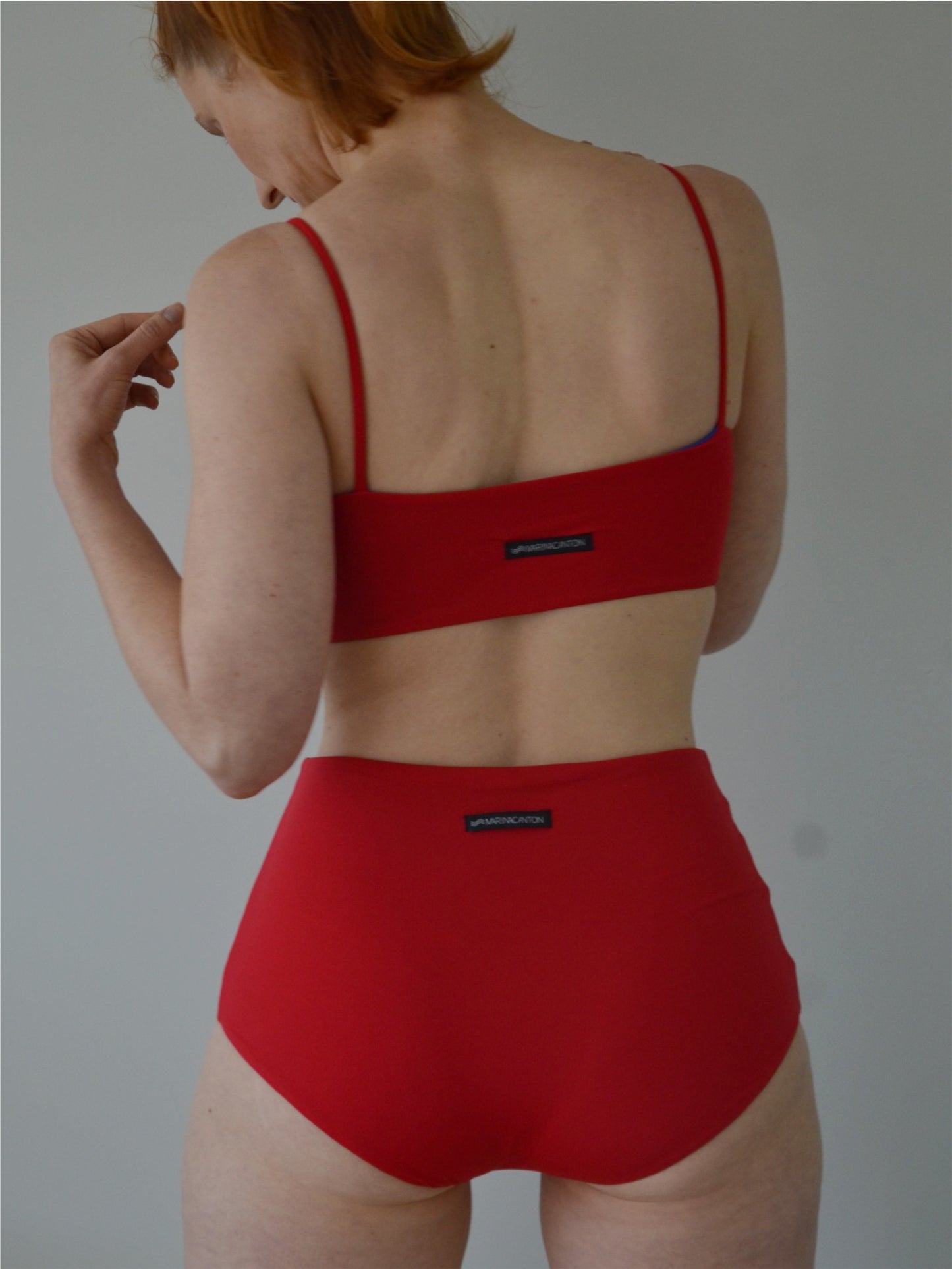 Conjunto Verão Light: Top Slim Alcinha + Hot Pants Vermelho