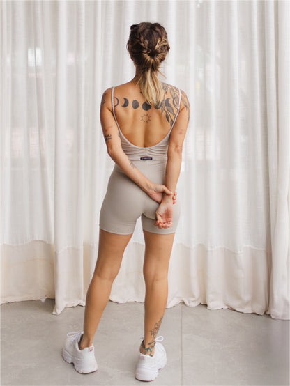 Macaquinho Bio Light Alcinha Costas V com Shorts Duplo Clássicos Nevada