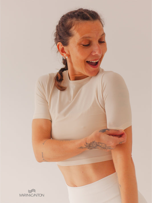 Cropped Breathe Manga Curta Off White