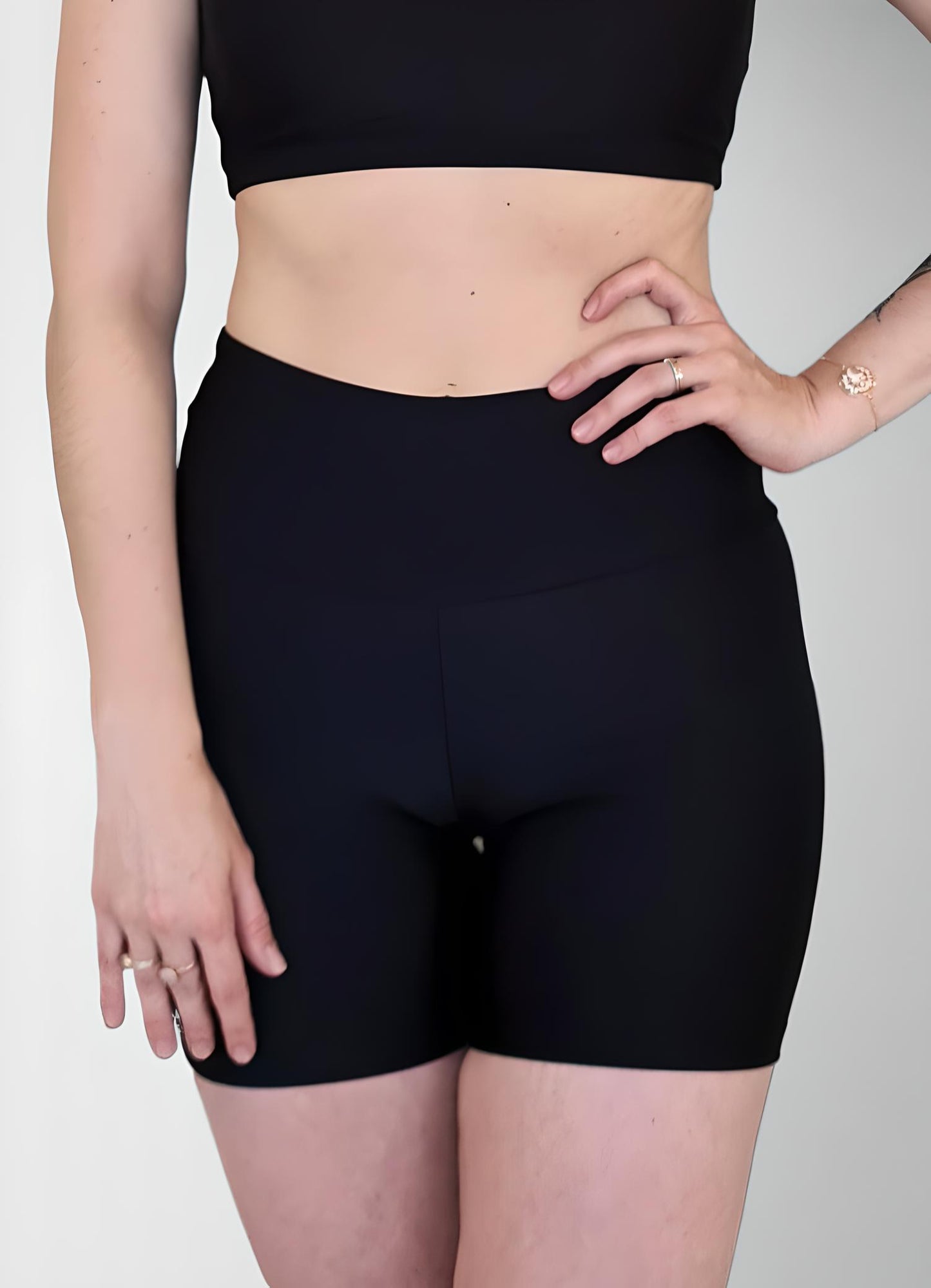 Shorts Spirit Cintura Alta Preto
