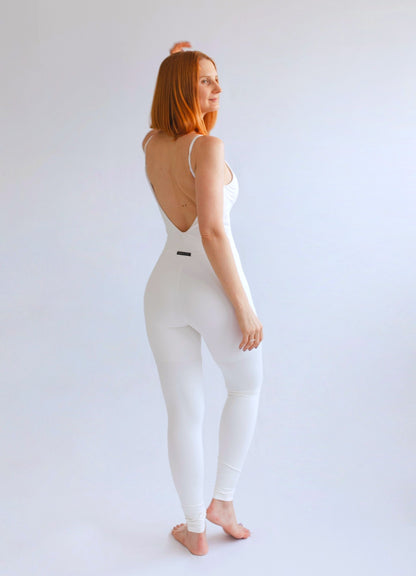 Macacão Bio Light Alcinha Costas V com Shorts Interno Clássicos Branco