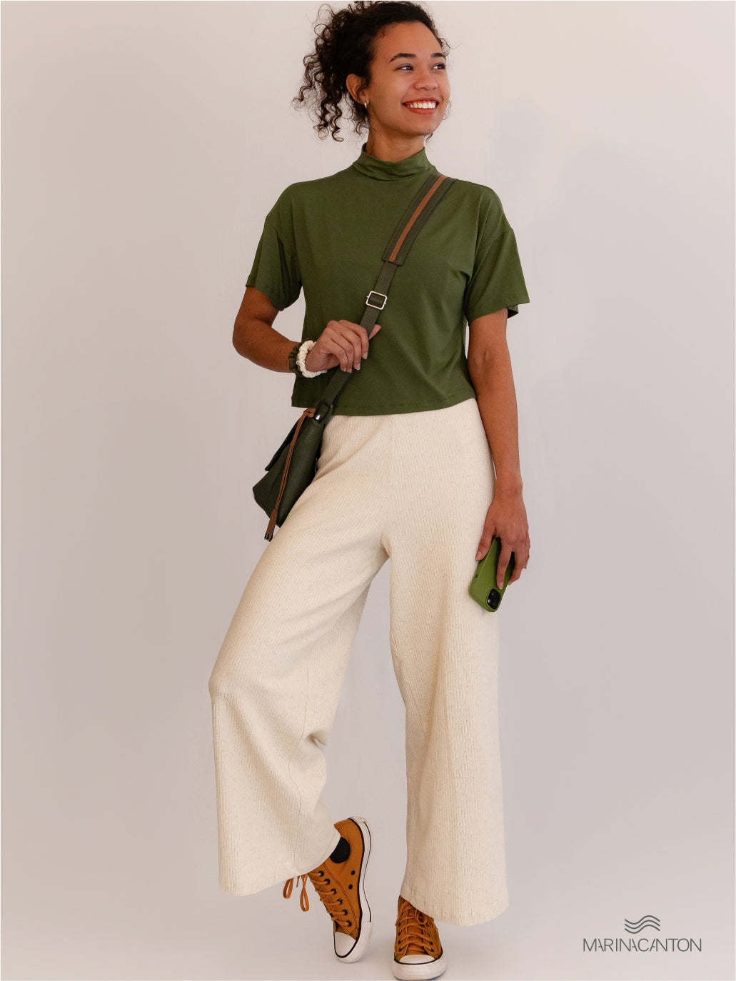 Blusa Gola Alta Semear Verde Oliva