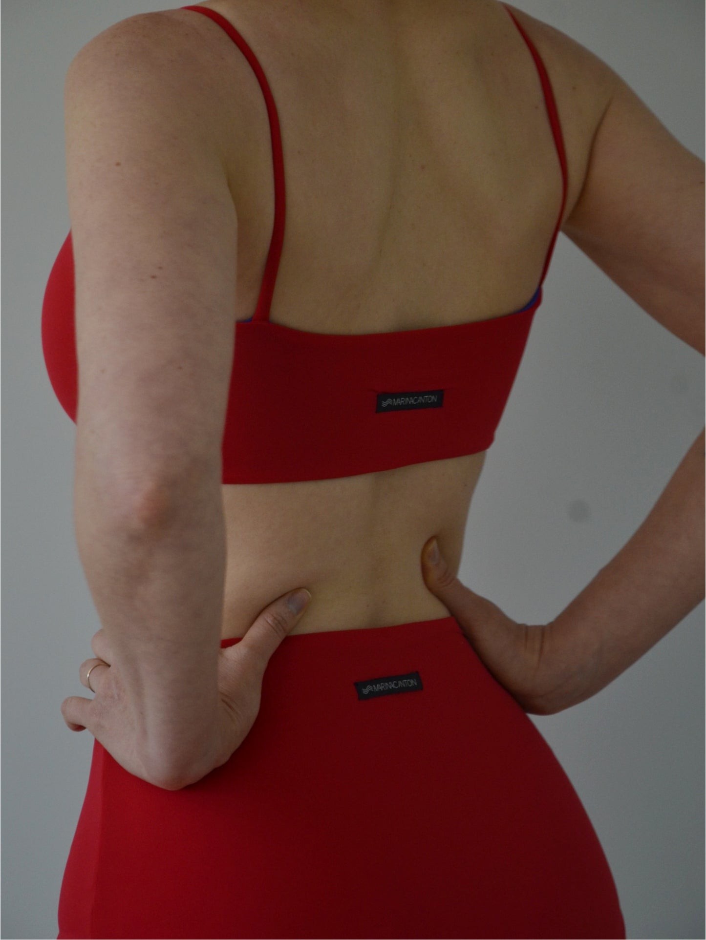 Conjunto Verão Light: Top Slim Alcinha + Hot Pants Vermelho