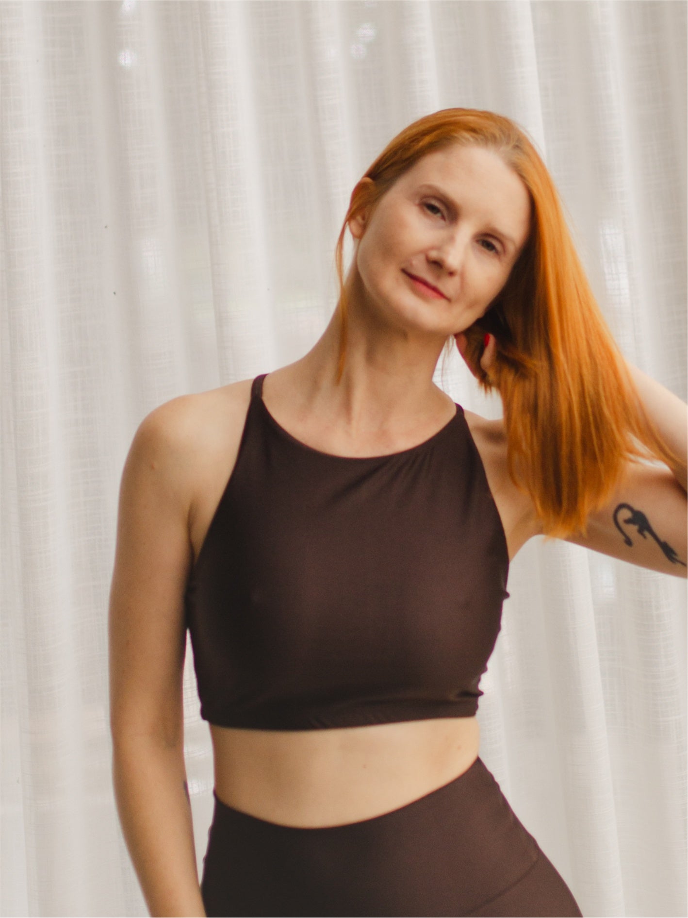 Top Spirit Alça Cruzada Café