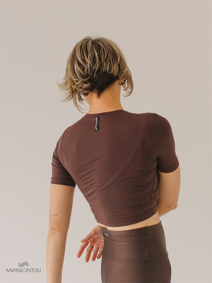 Cropped Breathe Manga Curta Café