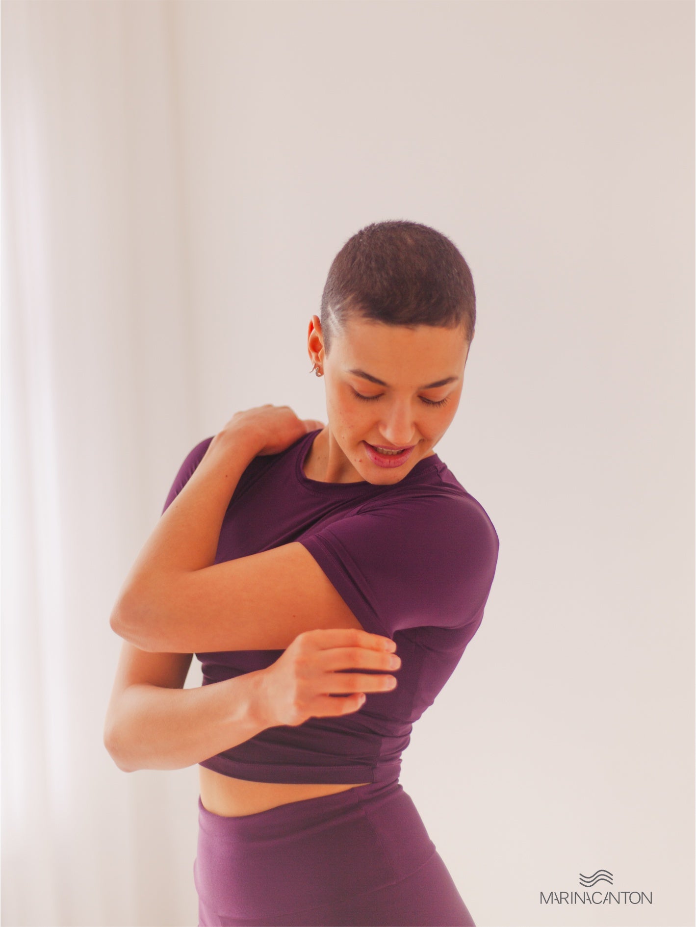 Cropped Breathe Manga Curta Amora