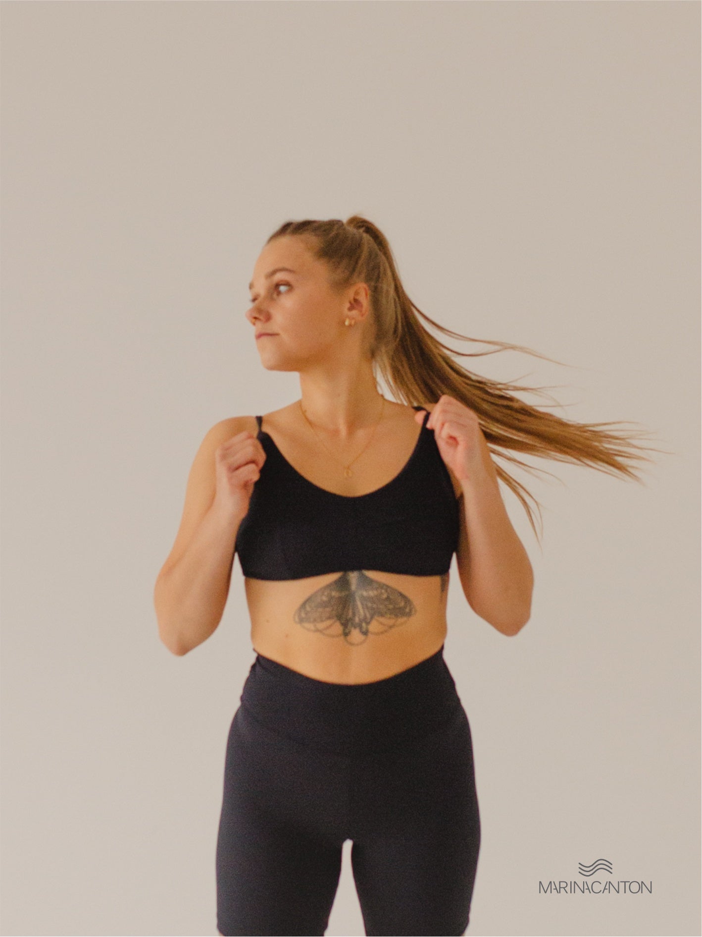 Top Bio UP Compress Alcinha Recortes Preto