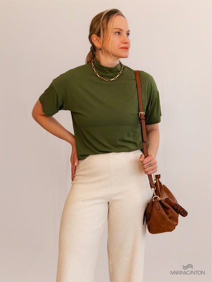 Blusa Gola Alta Semear Verde Oliva